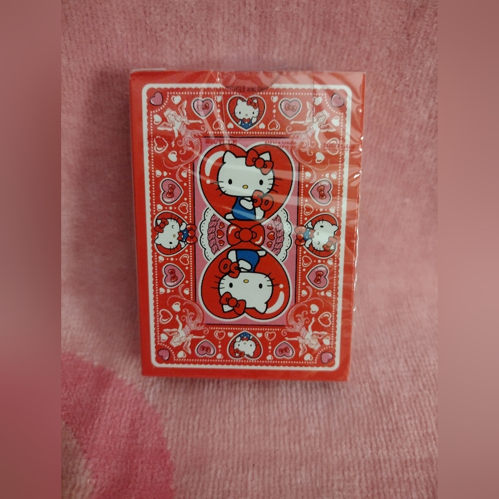 Hello Kitty 50th Anniversary Bicycle Playing Cards - Picture 9 of 11